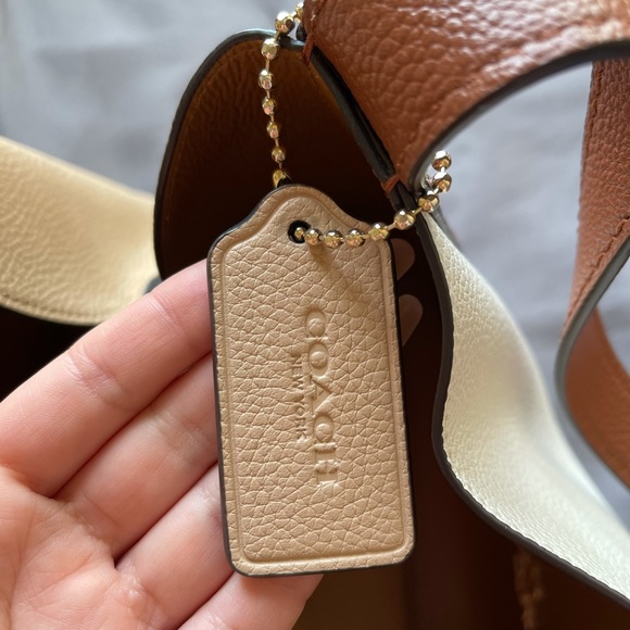 🦋Coach shoulder purse - Picture 5 of 11